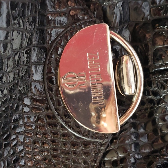 Jennifer Lopez Black Handbag lots of compartments Jennifer Lopez Lovely owned - Picture 8 of 8